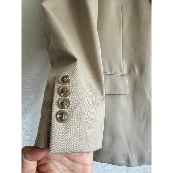 New Men's Angelo Rossi 11 Tan Color 2 Button Suit Size 42 S Micro Tech Stretch‎ - Picture 4 of 9